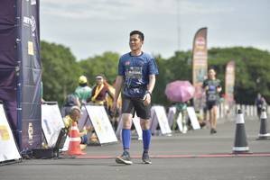 BIB: 0398
                            <button type="button" onclick="openModal(4945500)" class="btn btn-primary btn-sm float-right btn-popup" data-toggle="modal" data-target=".modal-high-quality">
                        <i class="fas fa-shopping-cart"></i> Add to Cart
                    </button>
                                            <button type="button" onclick="isThisMe(4945500, true)" class="btn btn-success btn-sm float-right btn-popup btn-isme hidden" data-toggle="tooltip" data-placement="bottom" title="นี่คือรูปของคุณใช่ไหม คลิกที่นี่เพื่อเอาเข้าอัลบั้ม">
                        <i class="fas fa-plus"></i> Add to album
                    </button>
                    <button type="button" onclick="isThisMe(4945500, false)" class="btn btn-warning btn-sm float-right btn-popup btn-isnotme hidden">
                        <i class="fas fa-ban"></i> Remove from album
                    </button>